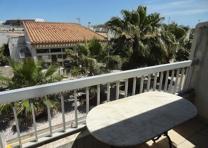 Port-soleil Village Naturiste * Agde